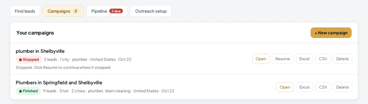 Campaigns list with a stopped campaign that can be resumed and a finished campaign with 11 leads